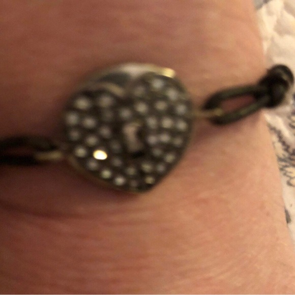 Fossil Bracelet - Picture 2 of 3